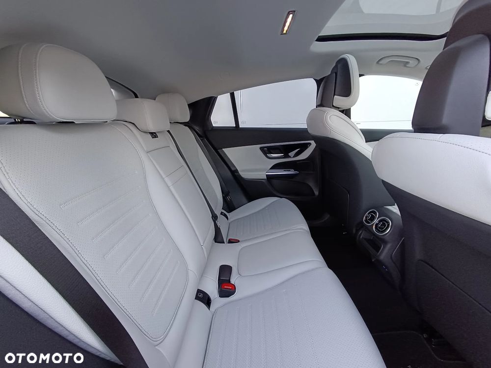 Mercedes-Benz GLC 200 mHEV 4-Matic AMG Line - 6