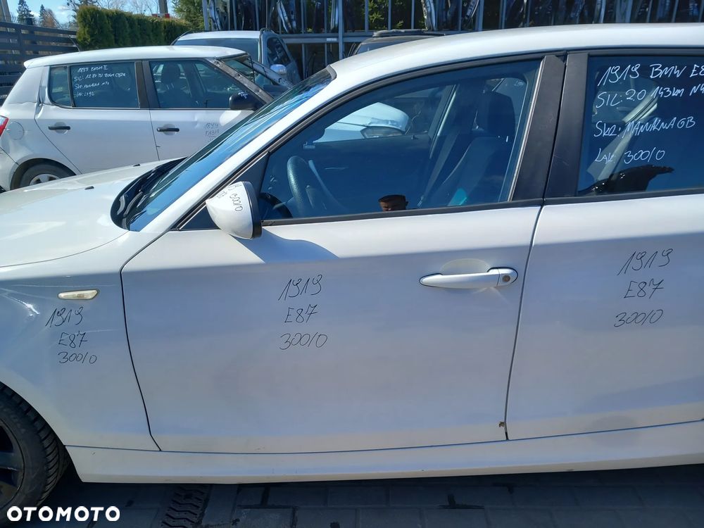 BMW E87 DRZWI LEWE PRZEDNIE LEWY  PRZÓD KOLOR: 300 - 1