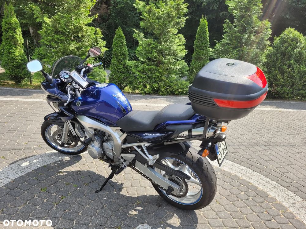 Yamaha FZ6 - 3