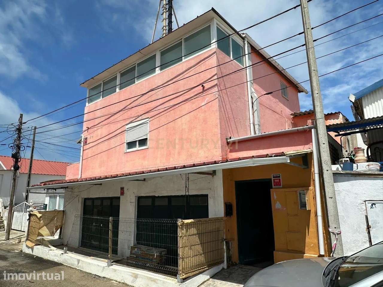Casa T5 em Almada, União das Freguesias de Caparica e Trafaria - Grande imagem: 2/16