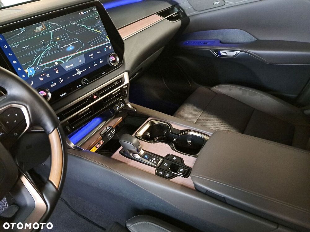 Lexus RX 2025