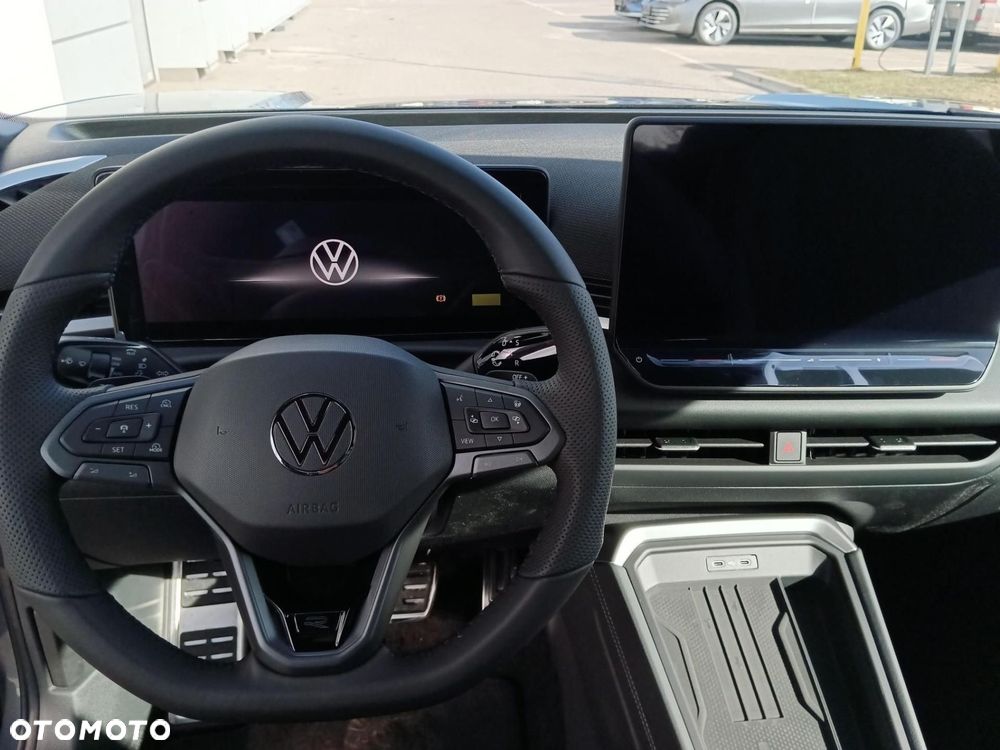 Volkswagen T-Roc - 21