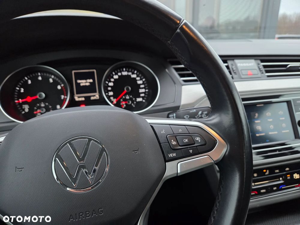 Volkswagen Passat 1.5 TSI EVO Business - 17