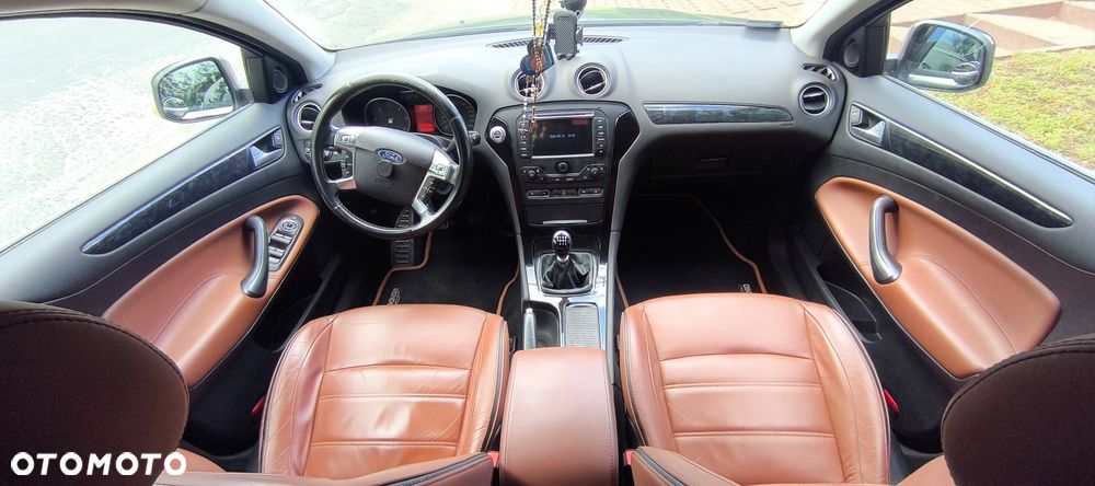 Ford Mondeo ver-1-6-tdci-titanium - 14