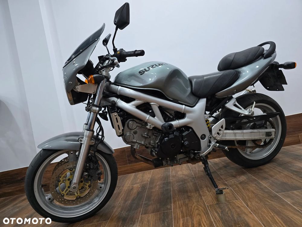 Suzuki SV - 6