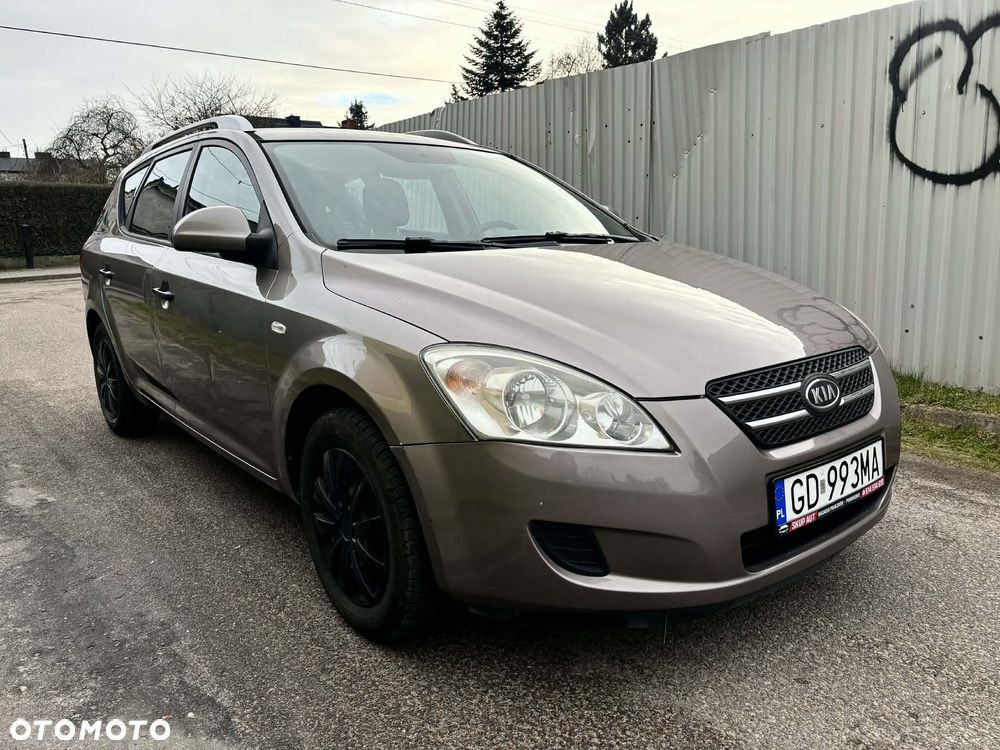 Kia Ceed 1.6 Crdi Comfort - 2