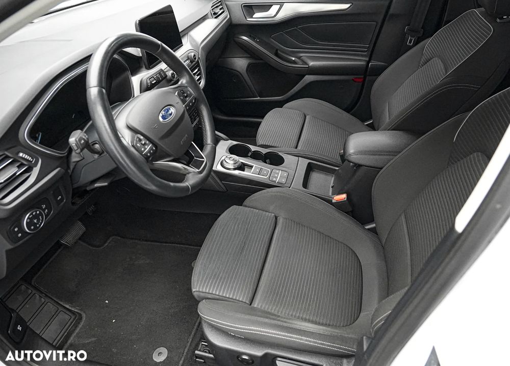 Ford Focus 2.0 EcoBlue Titanium Business - 12