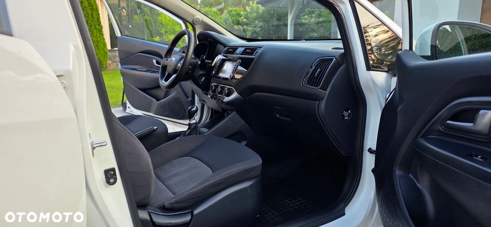 Kia Rio 1.4 crdi Business Line - 8