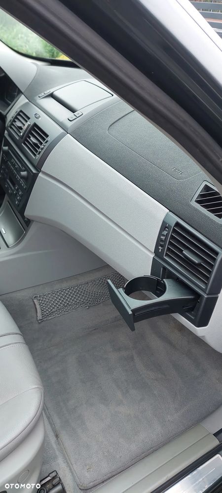 BMW X3 2.5i - 38