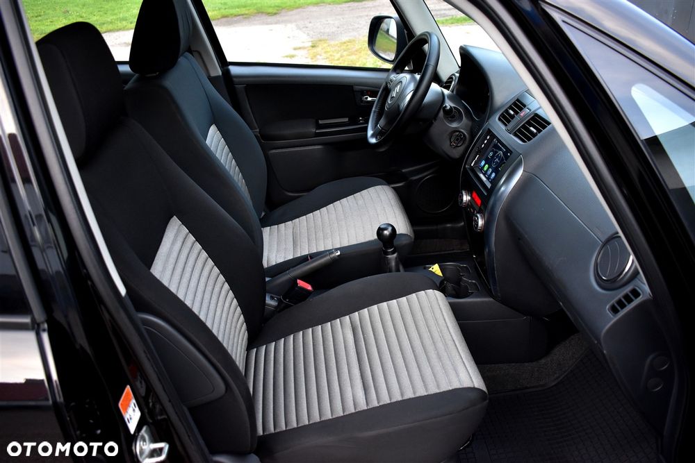 Suzuki SX4 1.6 VVT Streetline 4x2 Club - 26