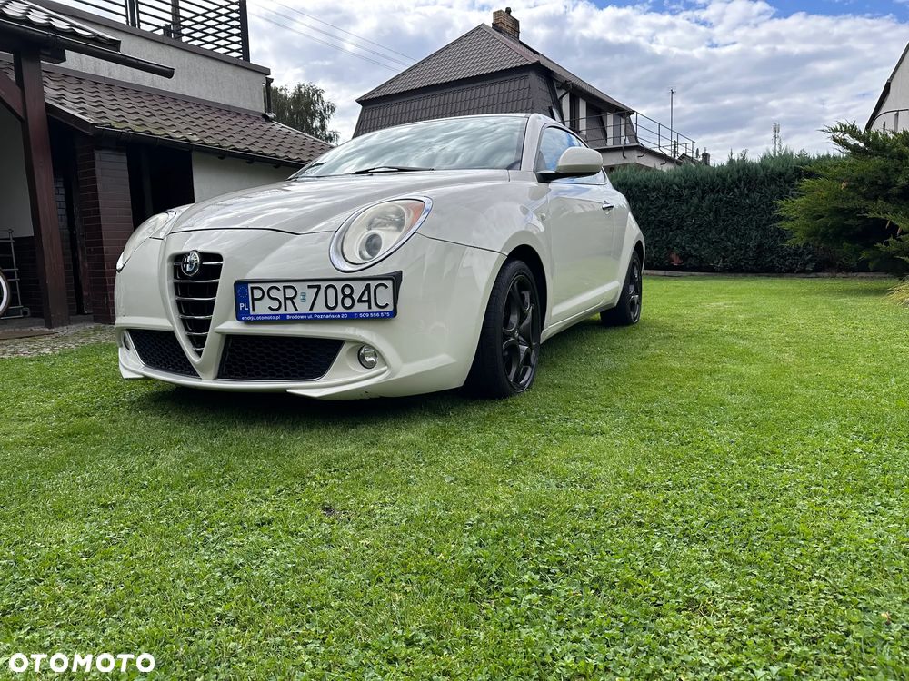 Alfa Romeo Mito 1.6 JTDM Distinctive - 10