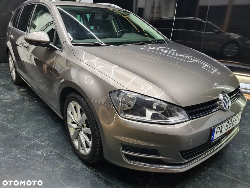 Volkswagen Golf - 25