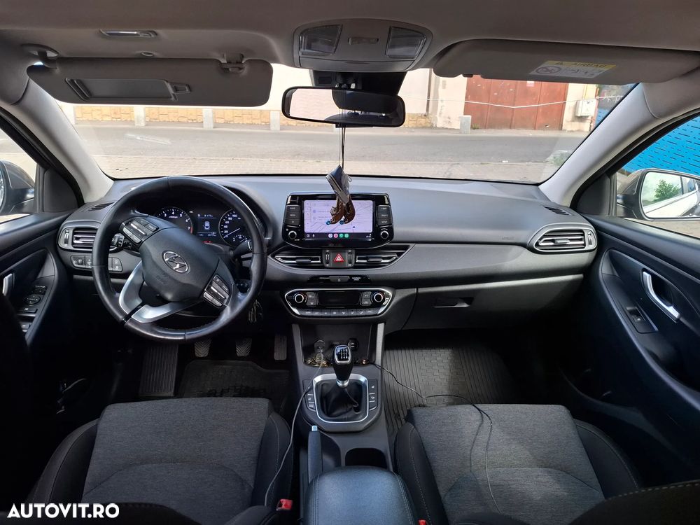 Hyundai i30 1.5 T-GDI MHEV 160CP Highway - 3