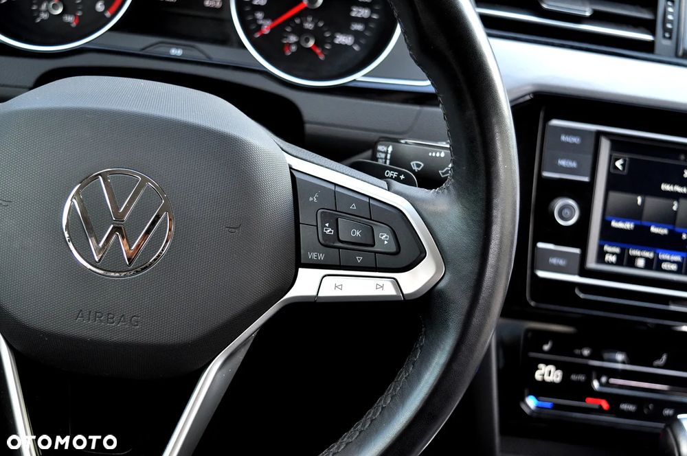 Volkswagen Passat 2.0 TDI EVO Business DSG - 27