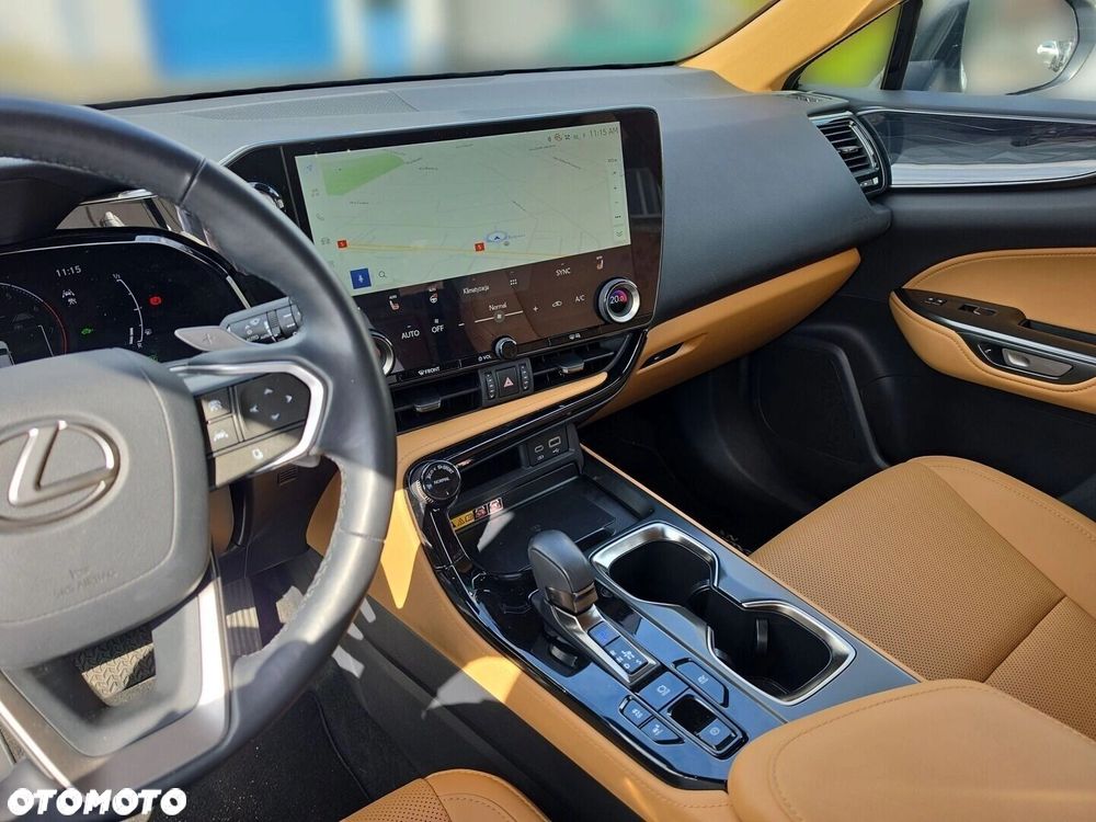 Lexus NX 350h Prestige AWD - 22