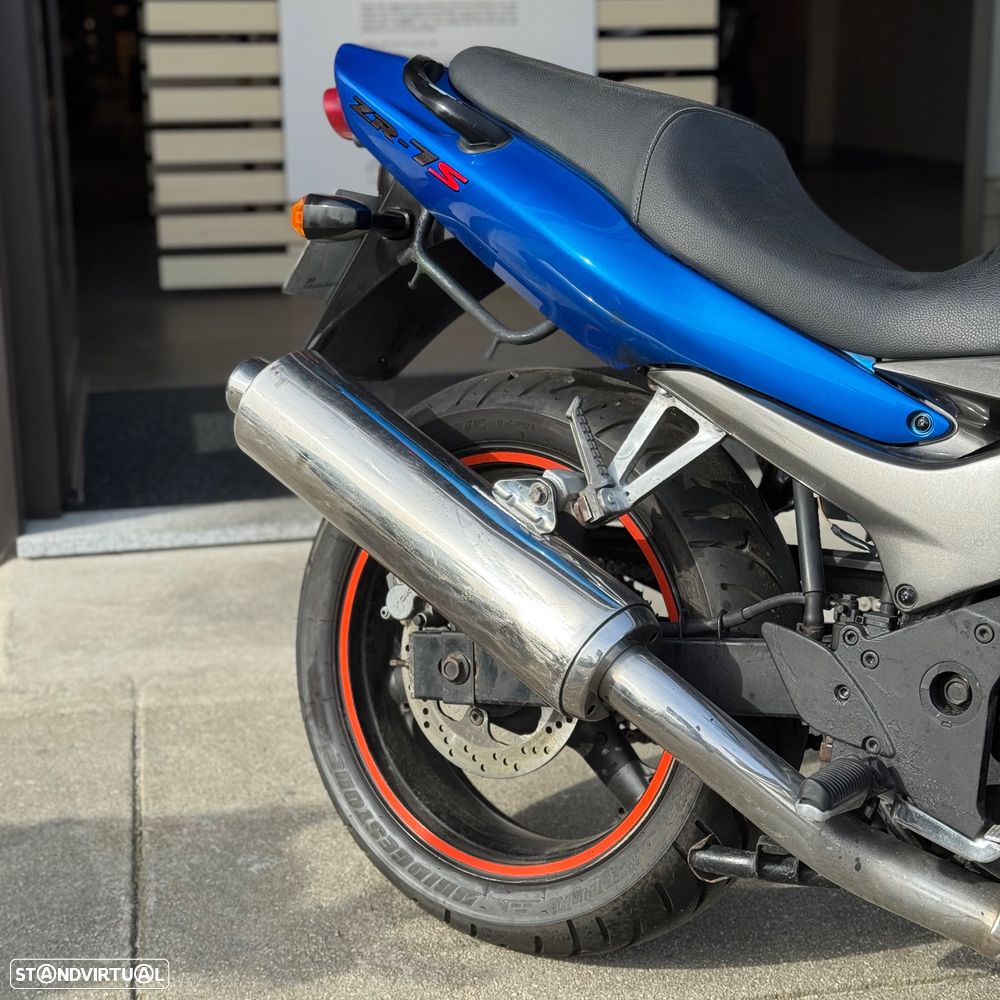 Kawasaki ZR 750H - 3