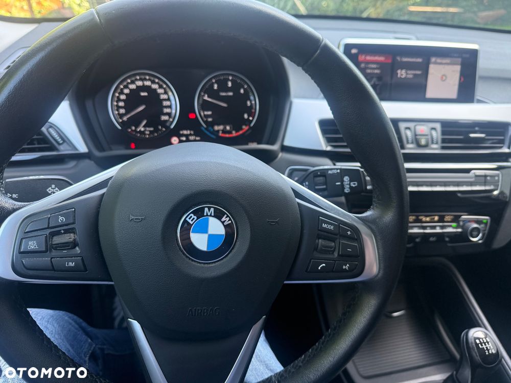 BMW X1 - 10