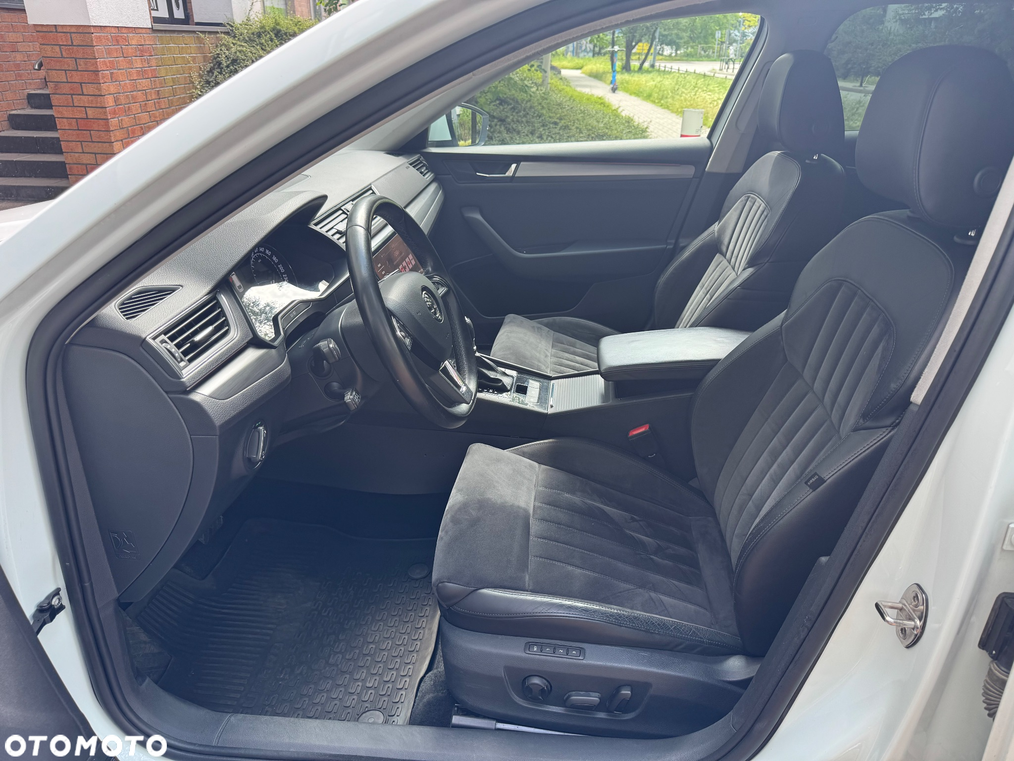 Skoda Superb 2.0 TSI 4x4 DSG Style - 6