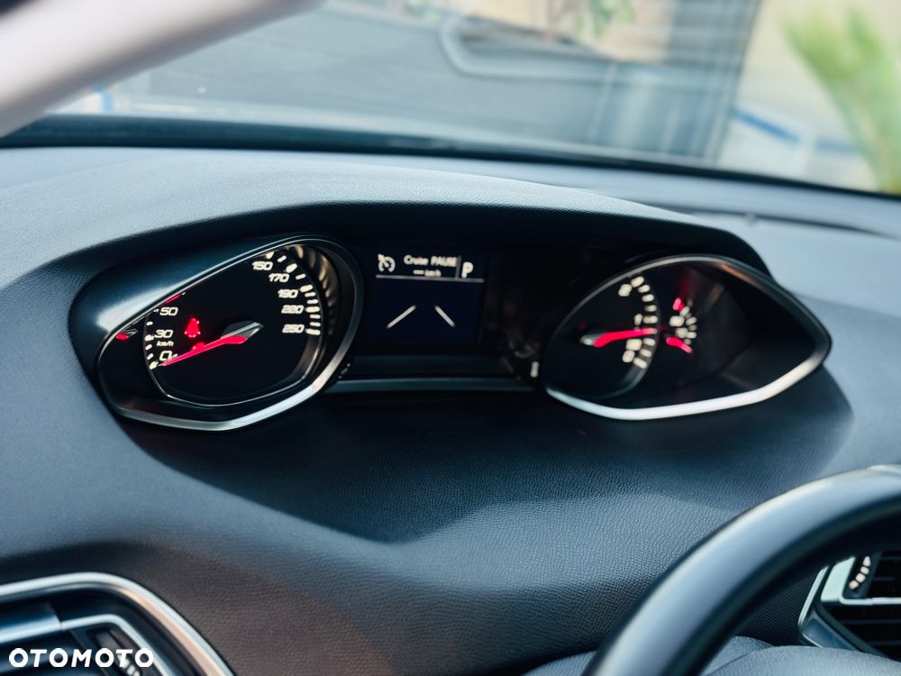 Peugeot 308 BlueHDi 150 Automatik Stop & Start Allure - 10