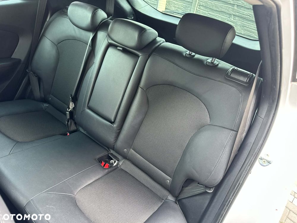 Hyundai ix35 1.7 CRDi 2WD blue Trend - 15