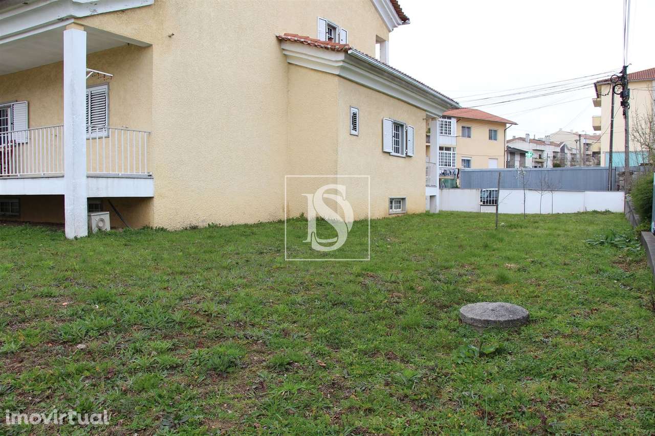 Moradia Isolada T4+1 em Orgens - Grande imagem: 3/28