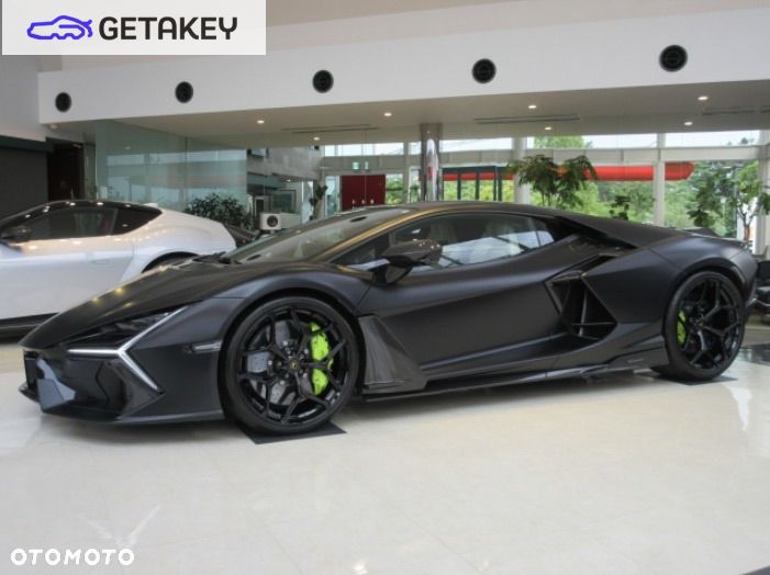 Lamborghini Revuelto - 3