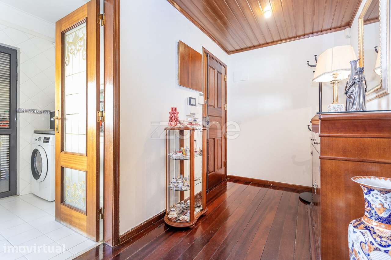 T3 com Garagem | 122m² | Metro a pé | Novo Hospital | Forte Potenci... - Grande imagem: 2/32
