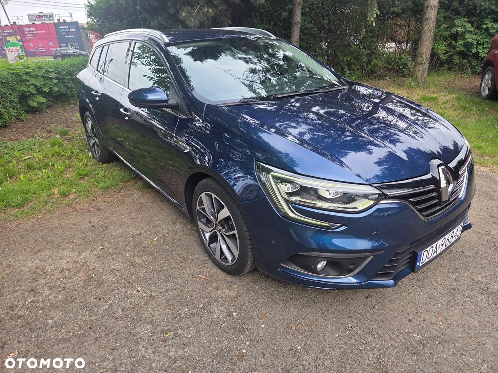 Renault Megane ENERGY TCe 130 EDC BOSE EDITION - 11