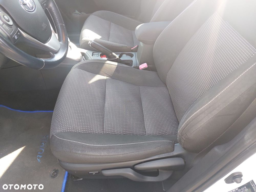 Toyota Auris - 8