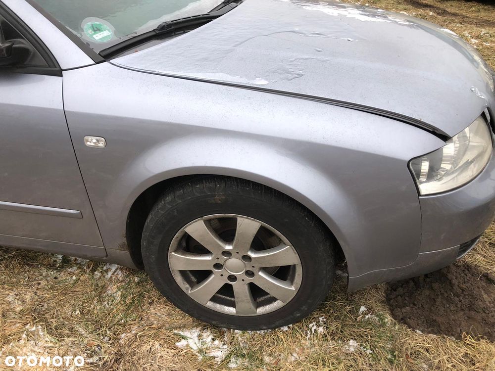 AUDI A4 B6    błotnik prawy przód  srebrny ly7h - 1
