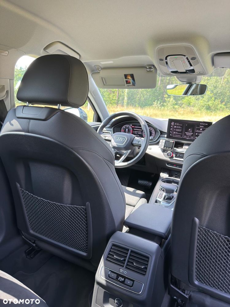 Audi A4 Allroad - 22