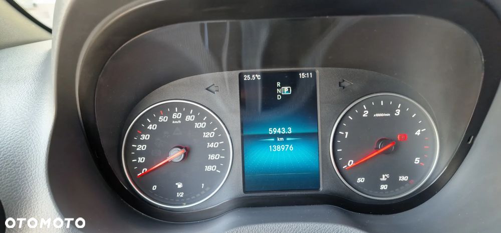 Mercedes-Benz Sprinter - 23