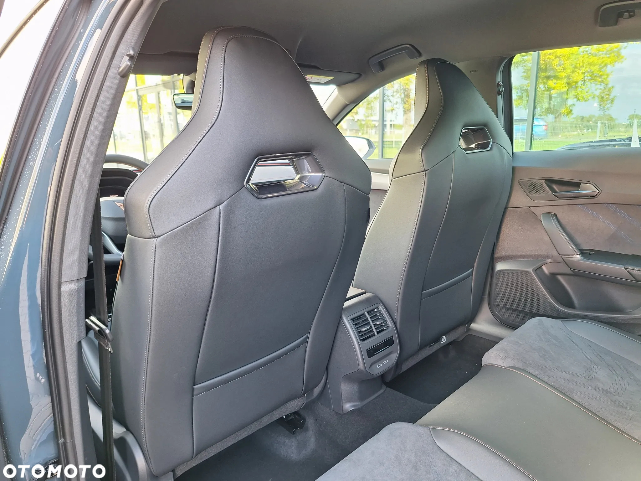 Cupra Formentor 1.5 TSI DSG - 11