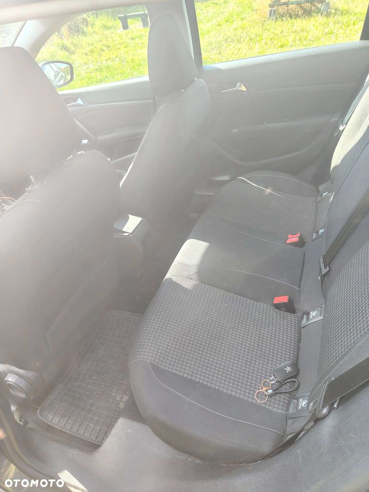 Peugeot 308 - 6