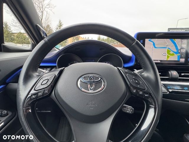 Toyota C-HR 1.8 Hybrid Neon Lime powered by JBL - 16