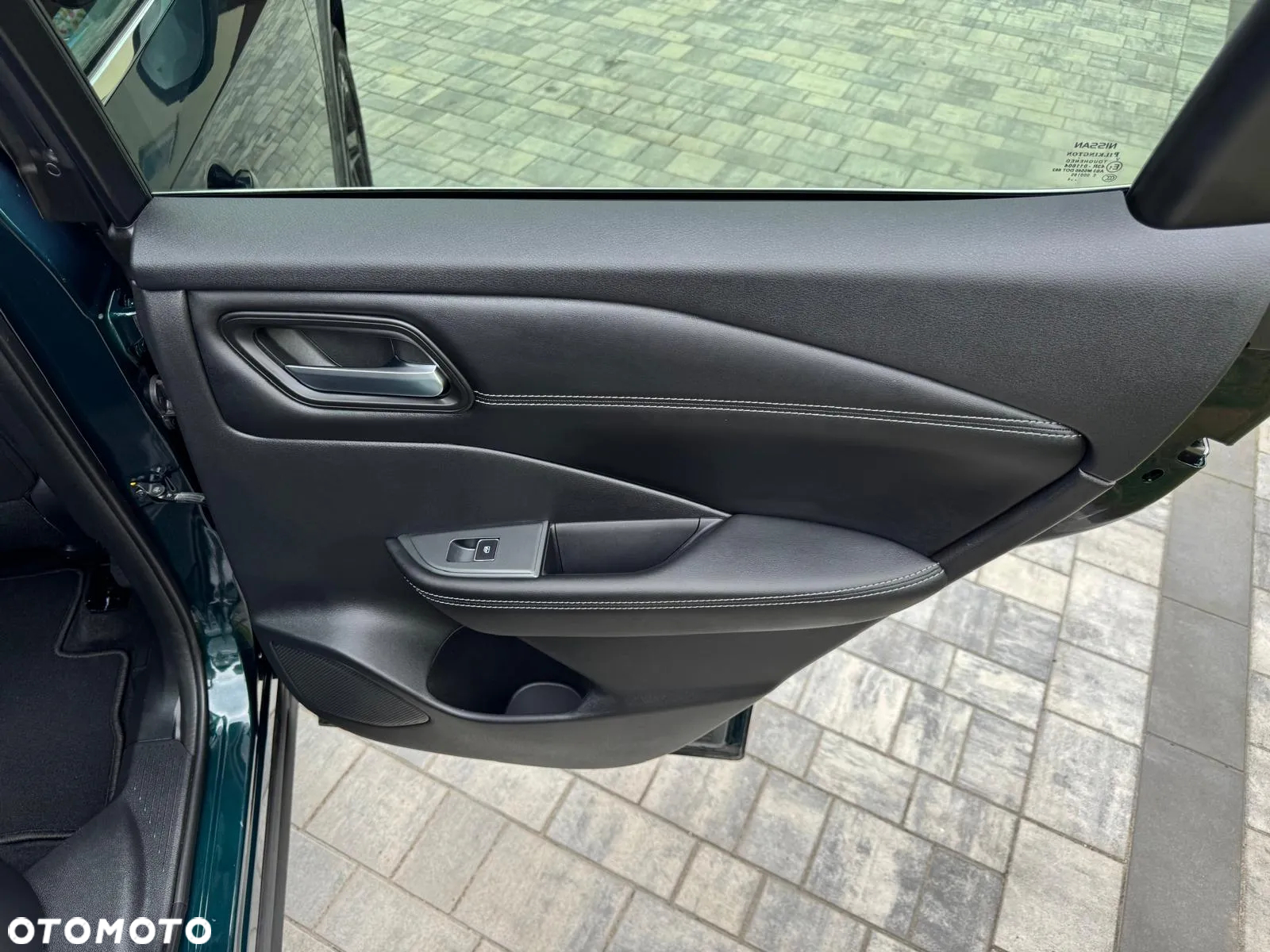 Nissan Qashqai 1.3 DIG-T mHEV N-Connecta - 36
