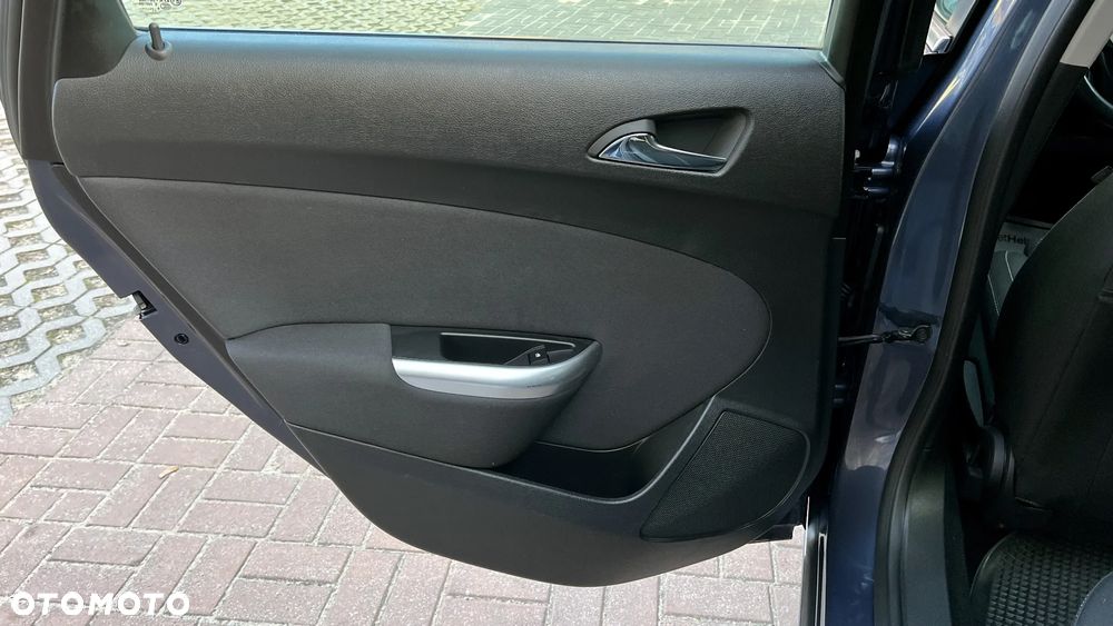 Opel Astra IV 1.6 T Sport - 29