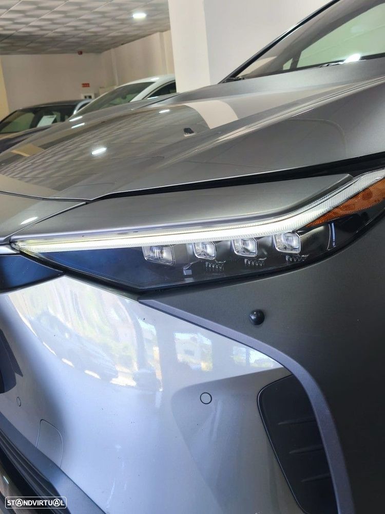 Toyota bZ4X 71,4 kWh Premium - 28