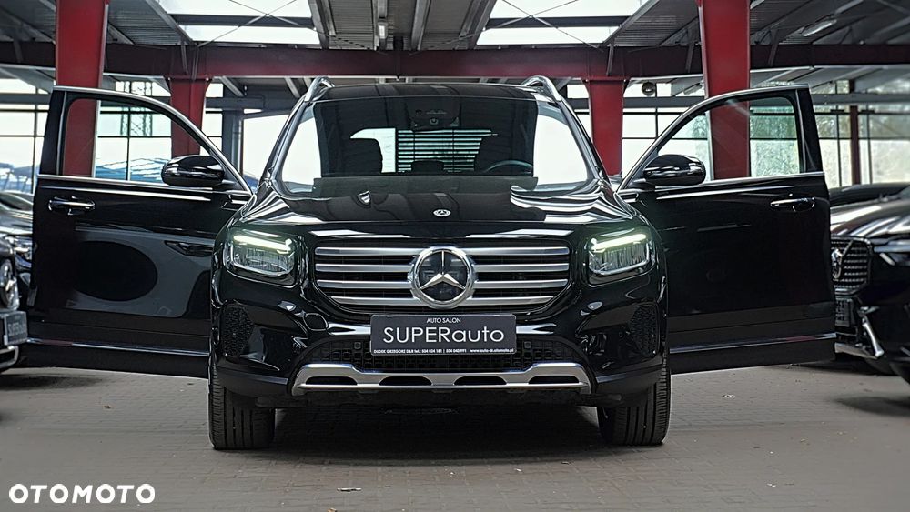 Mercedes-Benz GLB 200 7G-DCT - 4