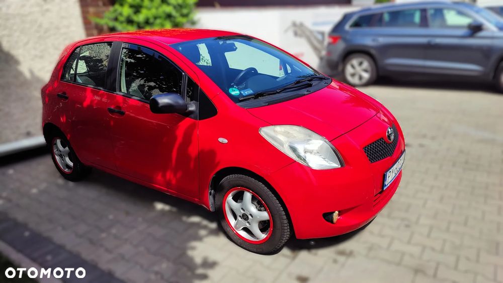 Toyota Yaris 1.0 VVT-i Luna - 1