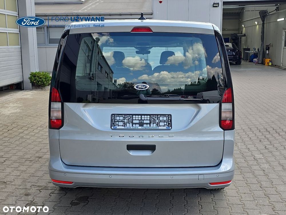 Ford Inny - 10