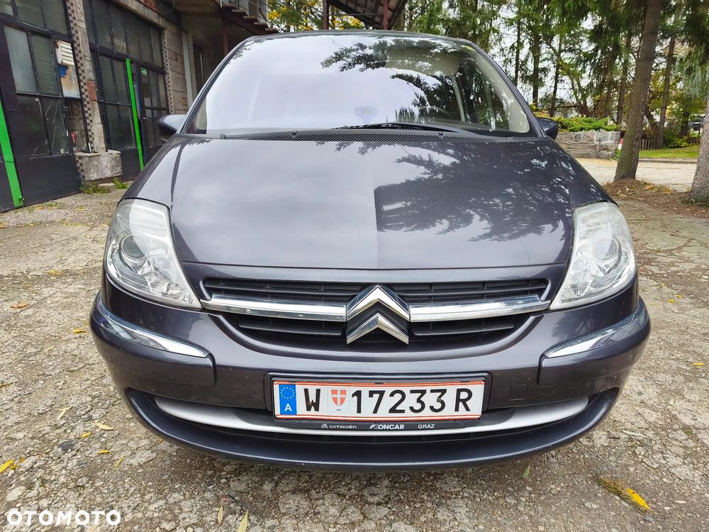 Citroën C8