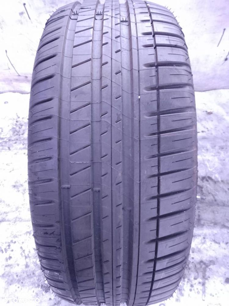 Michelin Pilot Sport 3 245/45 R19 102Y 2024 - 1