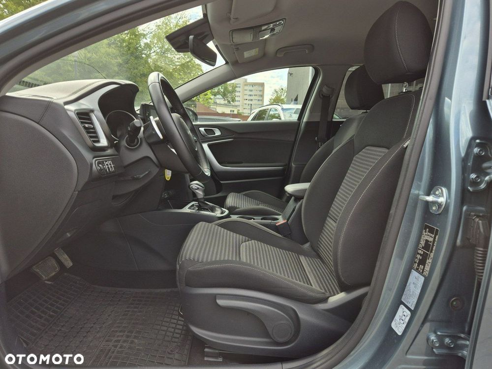 Kia XCeed 1.5 T-GDI M DCT - 13