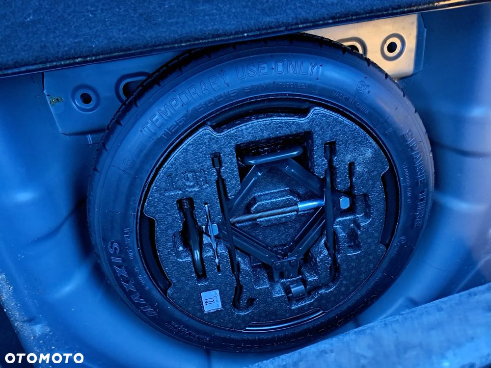 Kia Ceed 1.6 GDI XL DCT - 23