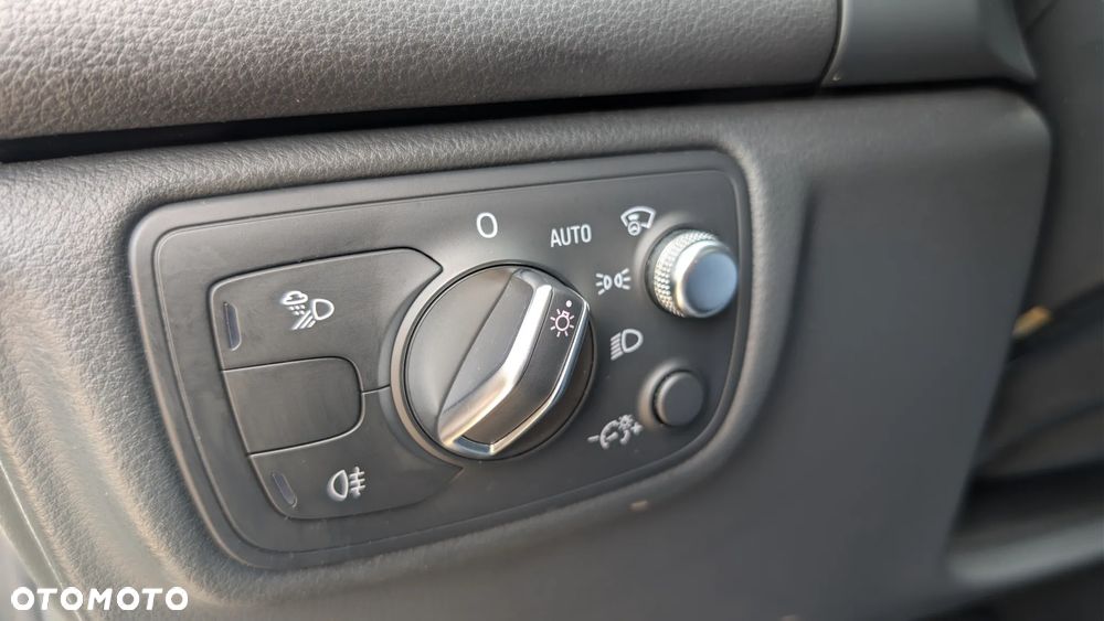 Audi A6 Avant 2.0 TDI Quattro S tronic - 13