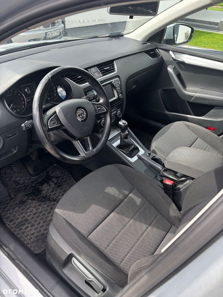 Skoda Octavia 1.6 TDI Ambition - 11