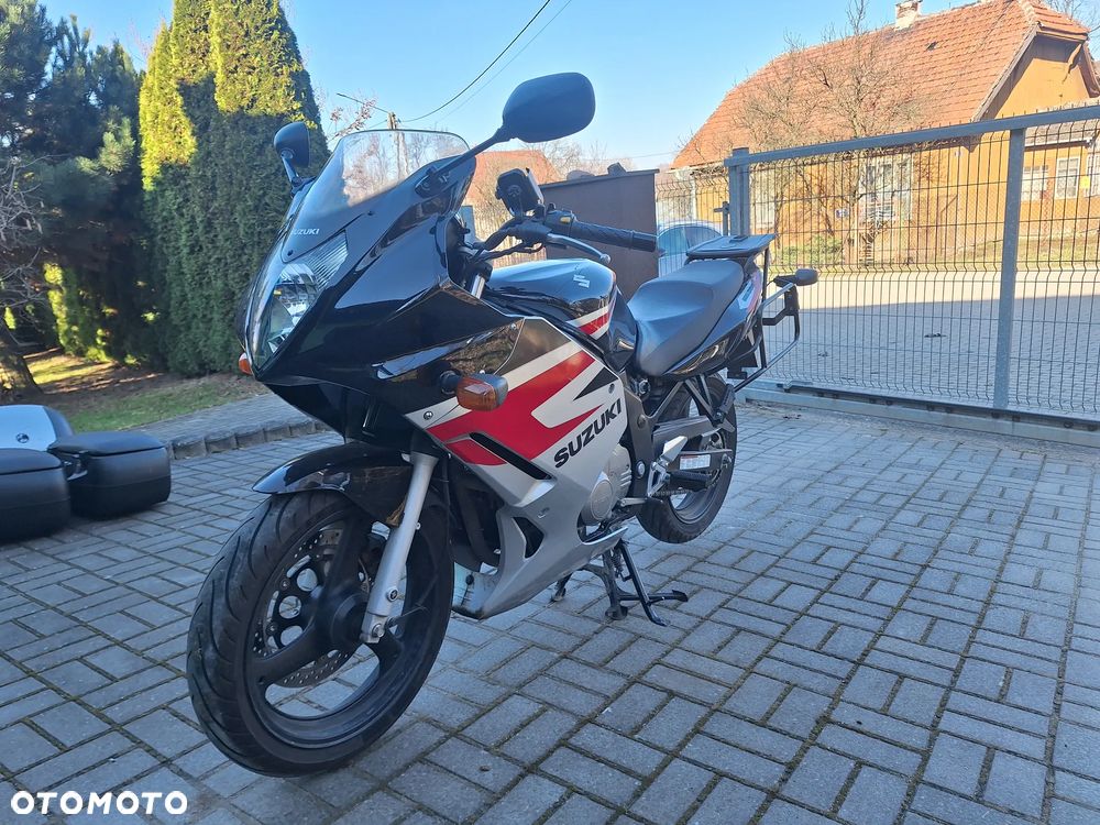 Suzuki GS - 3