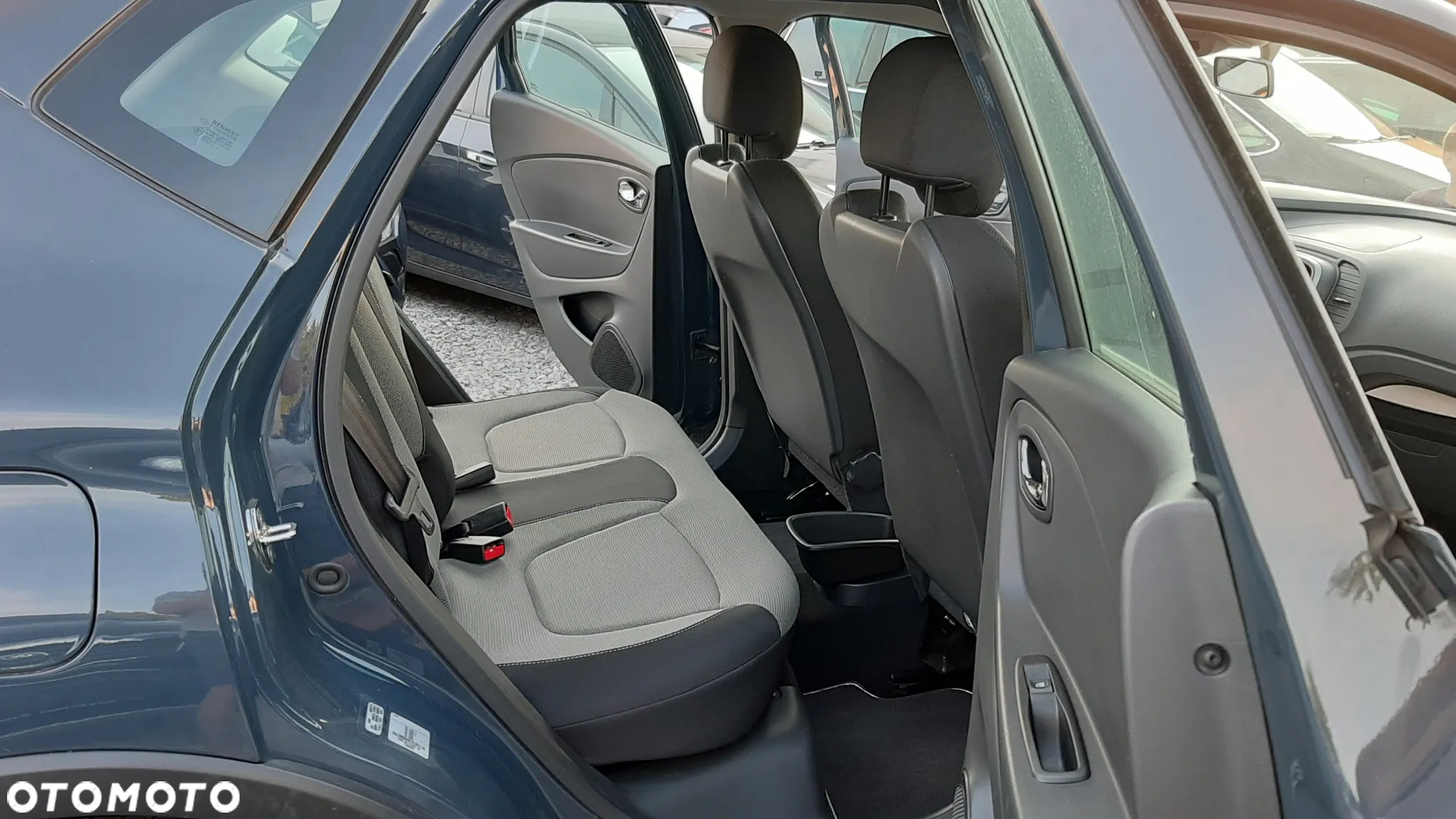 Renault Captur - 19