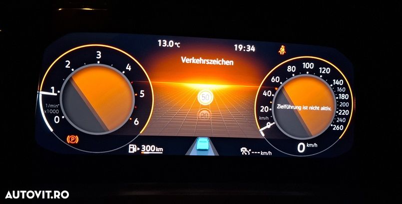 Volkswagen Golf 2.0 TDI Style - 29